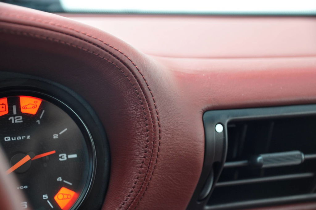 Porsche 993 Carrera 4S