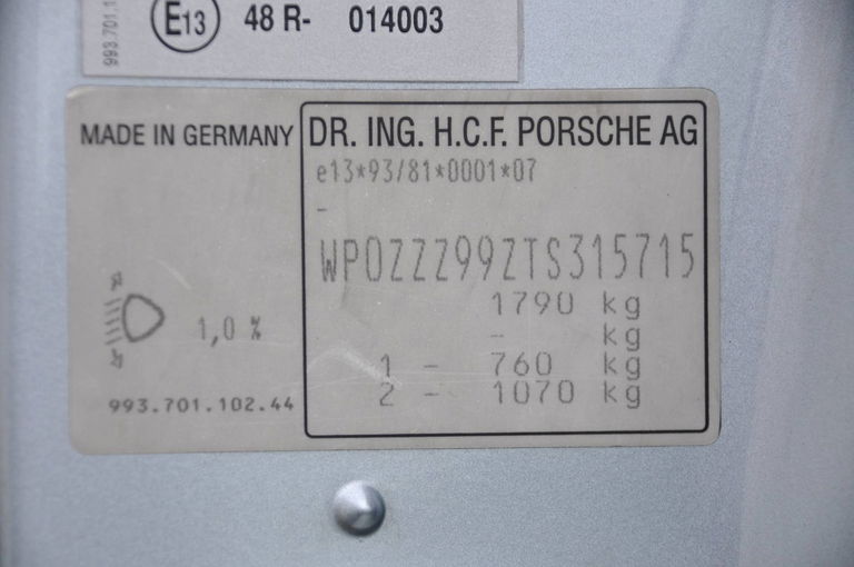 Porsche 993 Carrera 4S