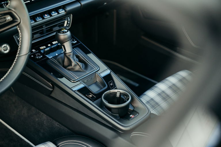 Porsche 992 GT3 Touring