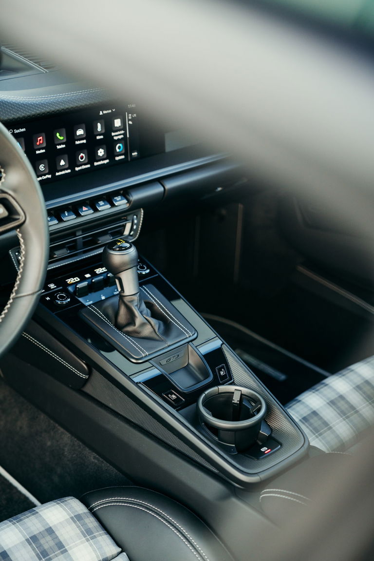 Porsche 992 GT3 Touring