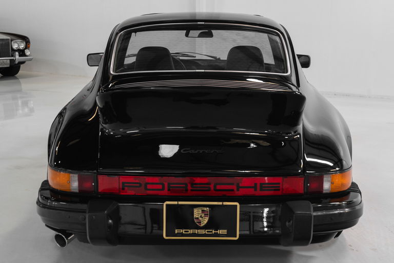 Porsche 911 Carrera (US)