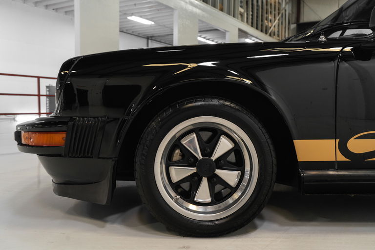 Porsche 911 Carrera (US)