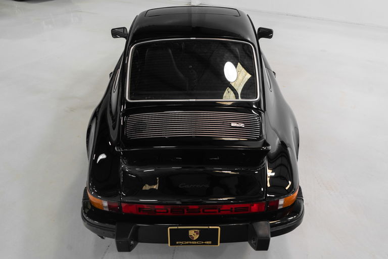 Porsche 911 Carrera (US)