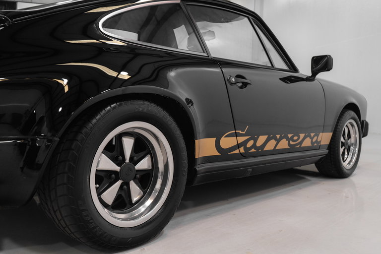Porsche 911 Carrera (US)