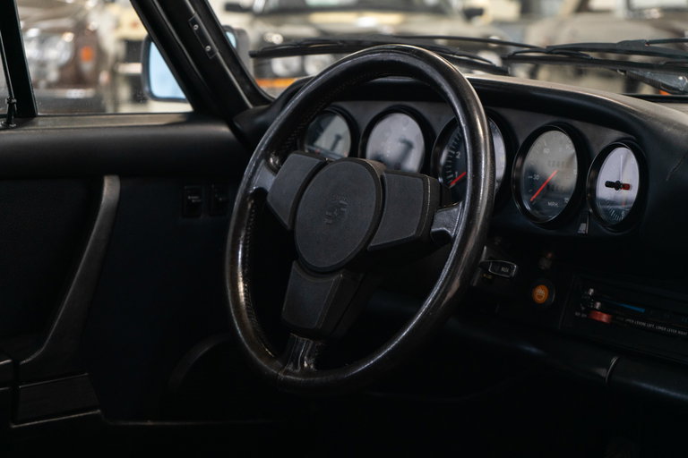 Porsche 911 Carrera (US)