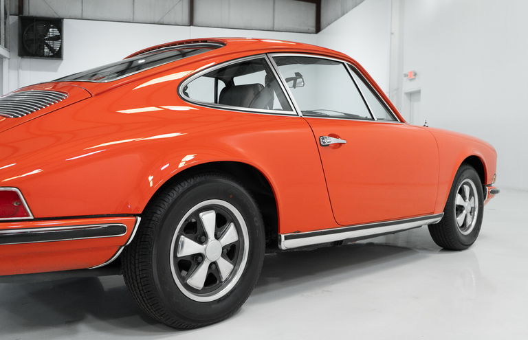 Porsche 911 T
