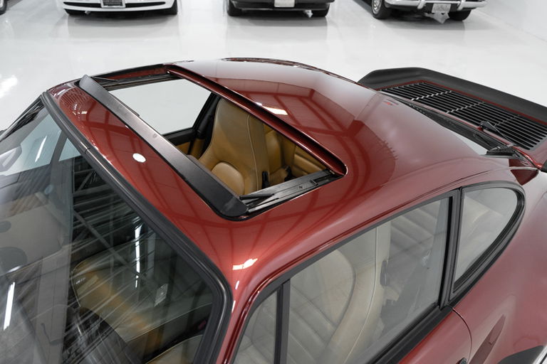 Porsche 911 Turbo 3.3 (US)