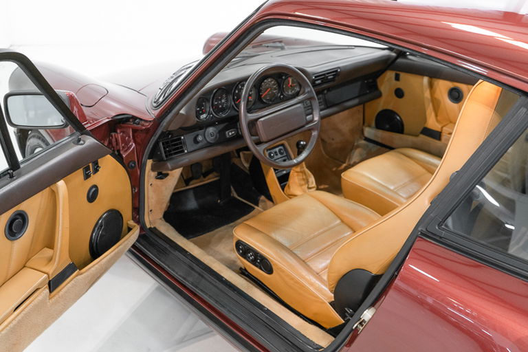 Porsche 911 Turbo 3.3 (US)