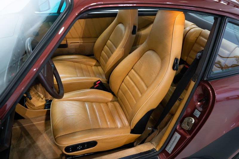 Porsche 911 Turbo 3.3 (US)