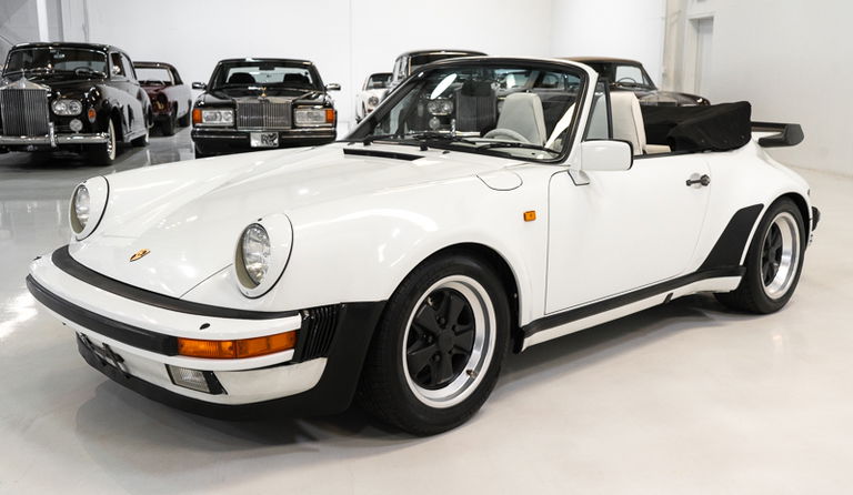 Porsche 911 Carrera 3.2
