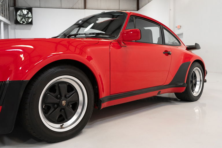 Porsche 911 Turbo 3.3