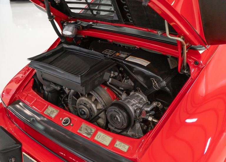 Porsche 911 Turbo 3.3