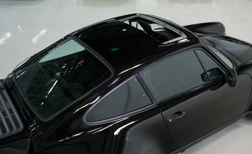 Porsche 911 Turbo 3.3 (US)