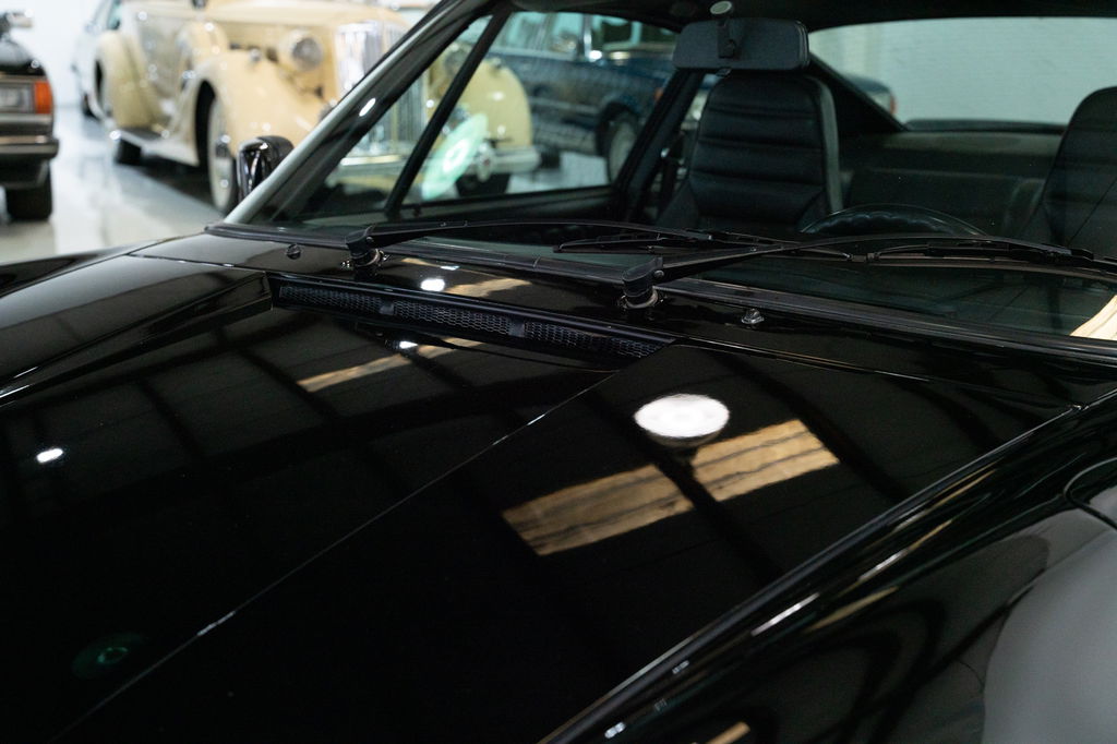 Porsche 911 Turbo 3.3 (US)