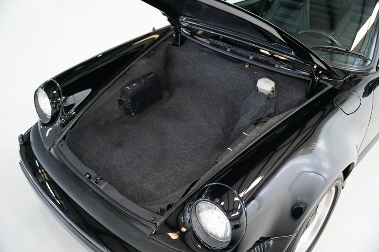 Porsche 911 Turbo 3.3 (US)