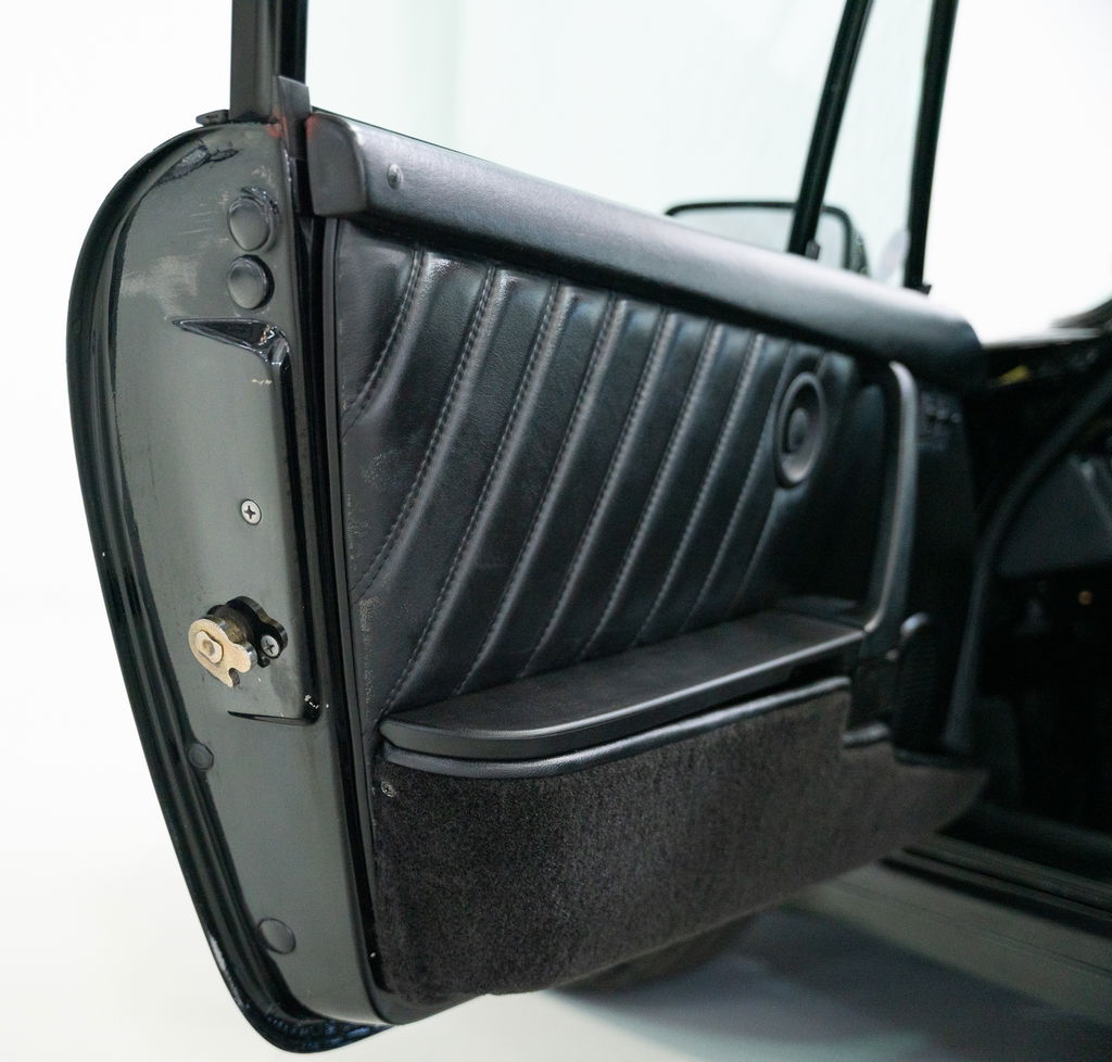 Porsche 911 Turbo 3.3 (US)