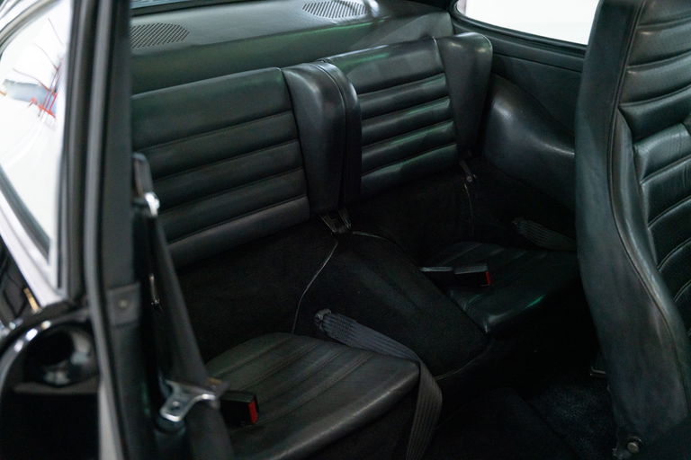 Porsche 911 Turbo 3.3 (US)