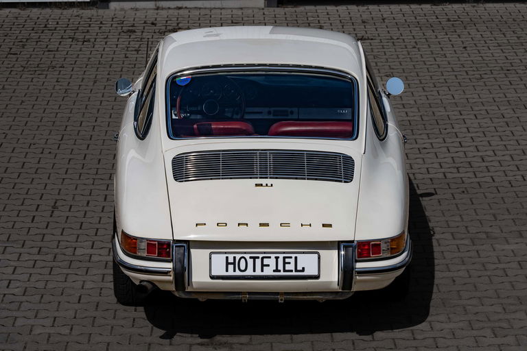 Porsche 911 (F-Modell)