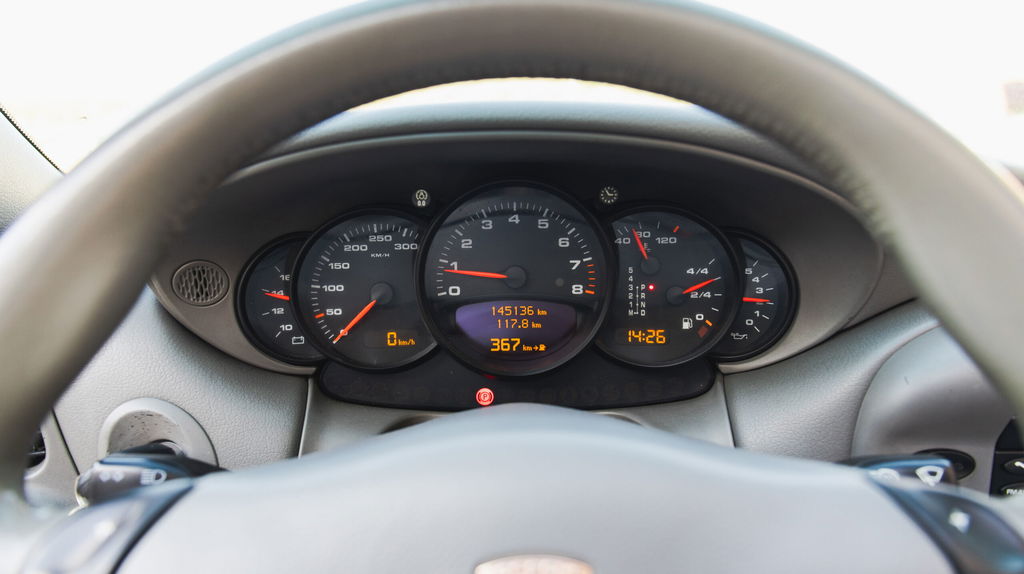 Porsche 996 Carrera 4