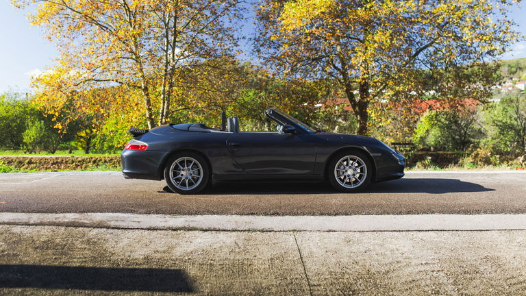 Porsche 996 Carrera 4