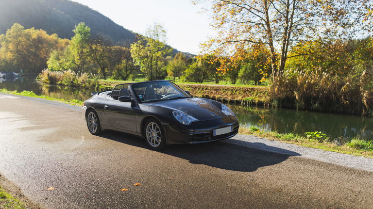 Porsche 996 Carrera 4