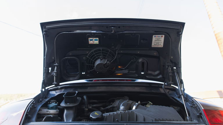 Porsche 996 Carrera 4