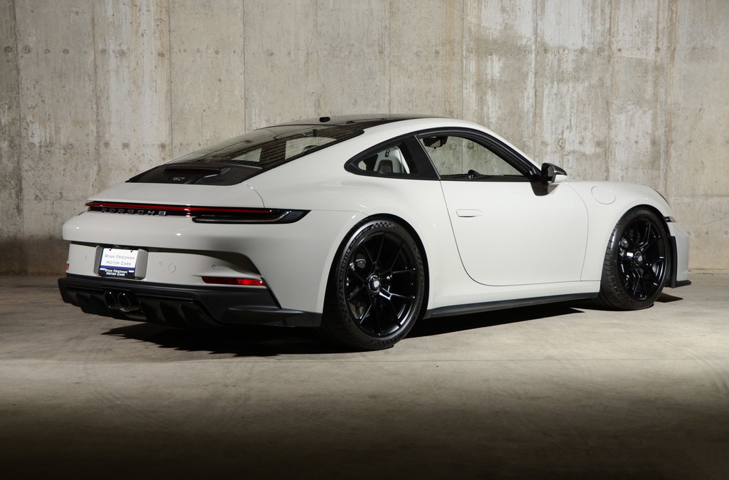 Porsche 992 GT3 Touring