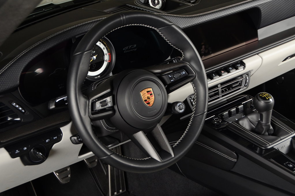 Porsche 992 GT3 Touring
