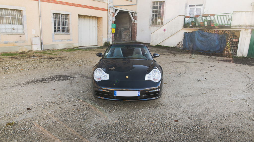 Porsche 996 Carrera 4