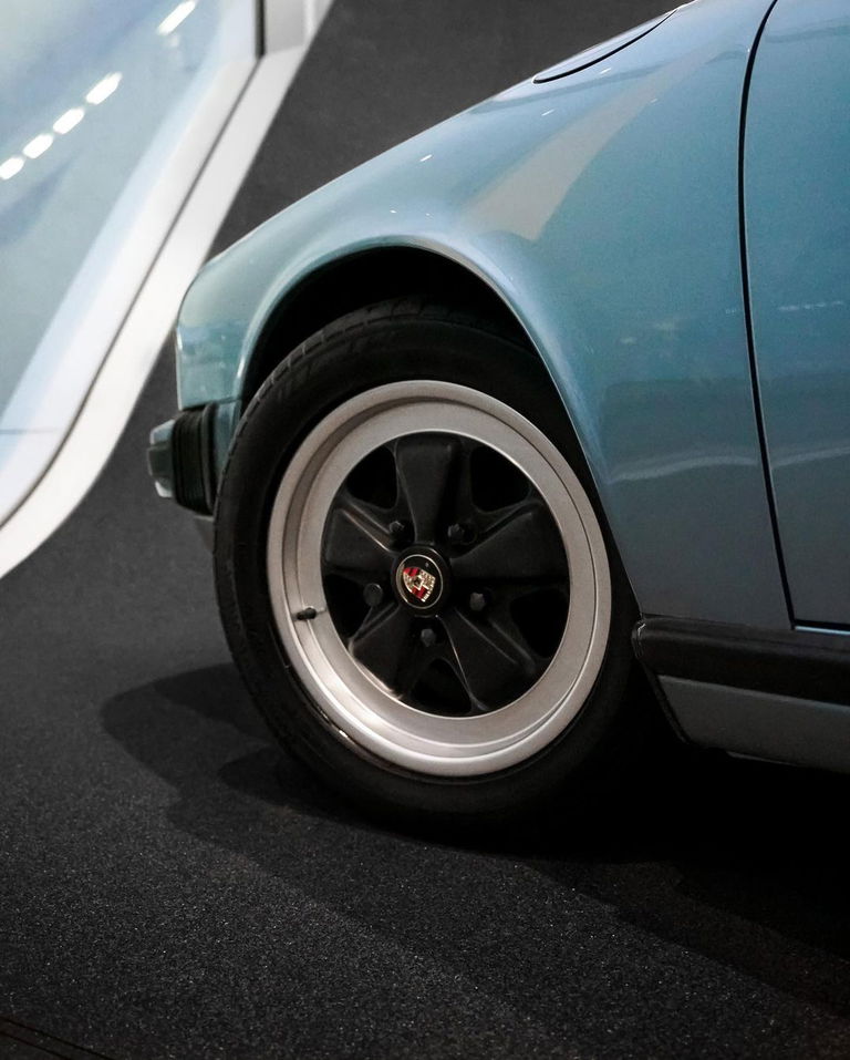 Porsche 911 Carrera 3.2