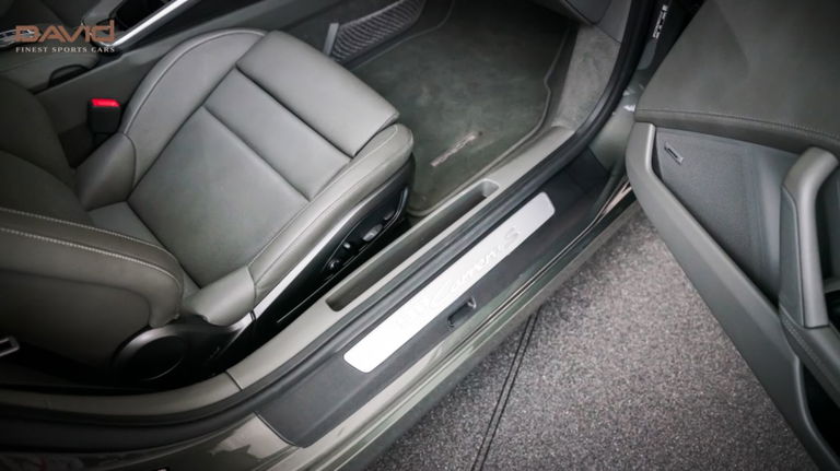 Porsche 992 Carrera S