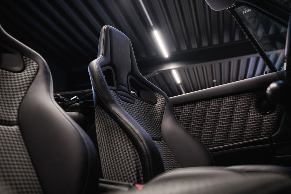 Porsche 964 Carrera 2 Cabrio WTL