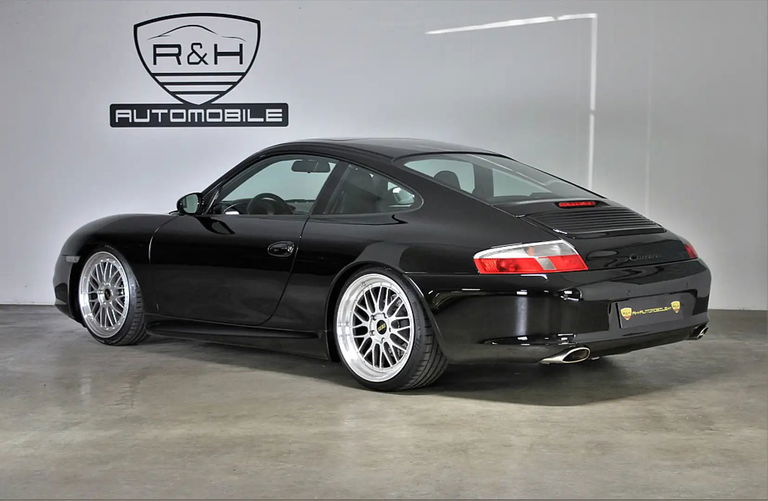 Porsche 996 Carrera