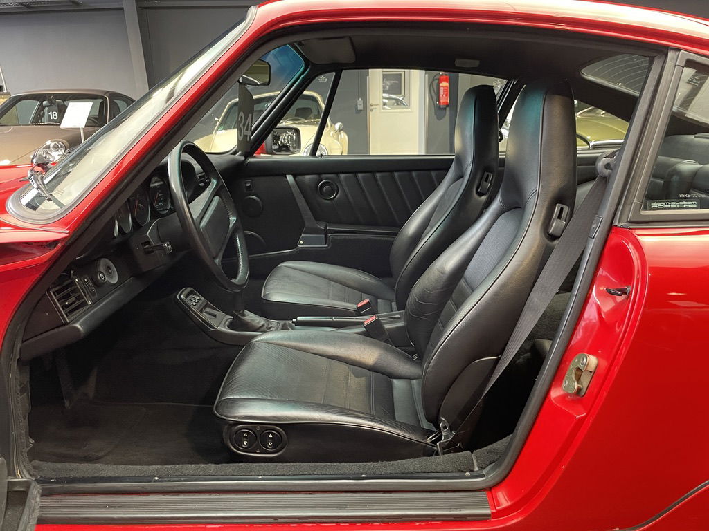 Porsche 964 Carrera 4