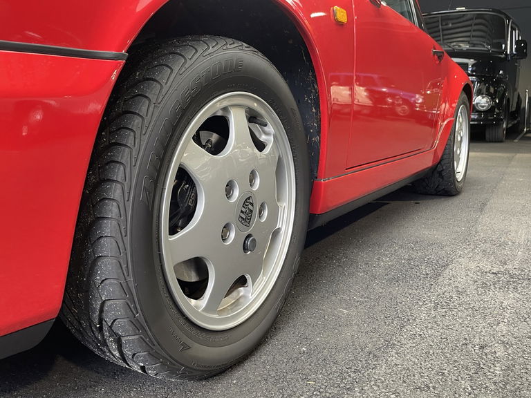 Porsche 964 Carrera 4