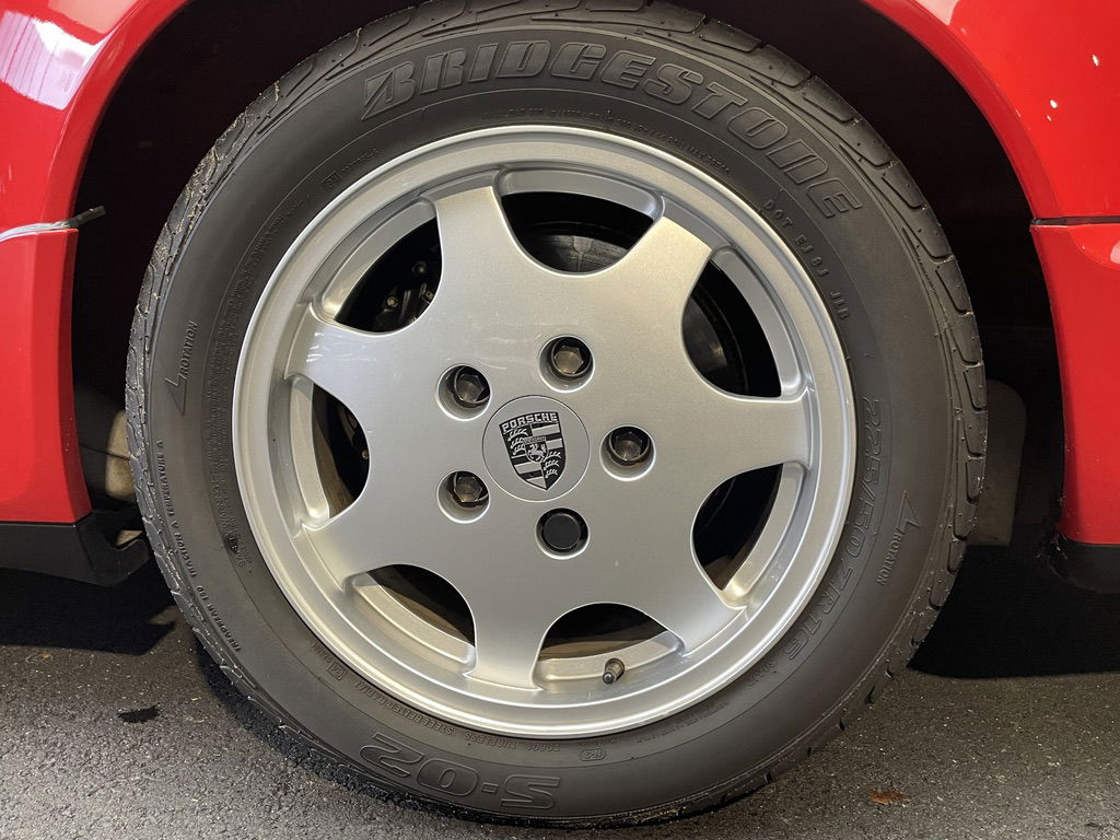 Porsche 964 Carrera 4