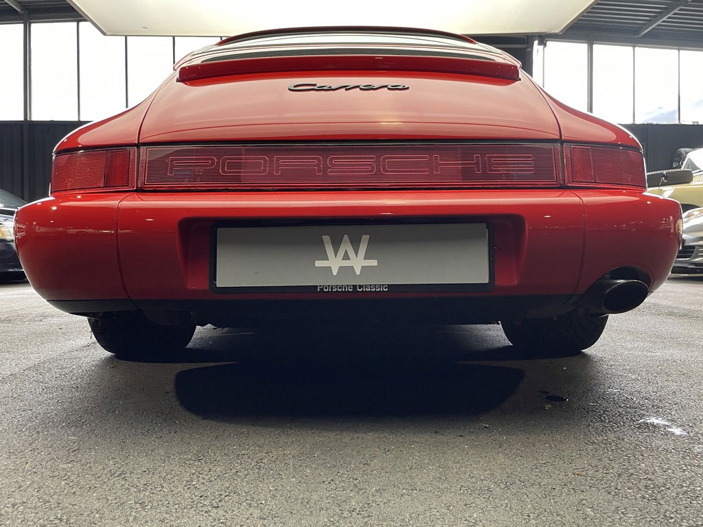 Porsche 964 Carrera 4