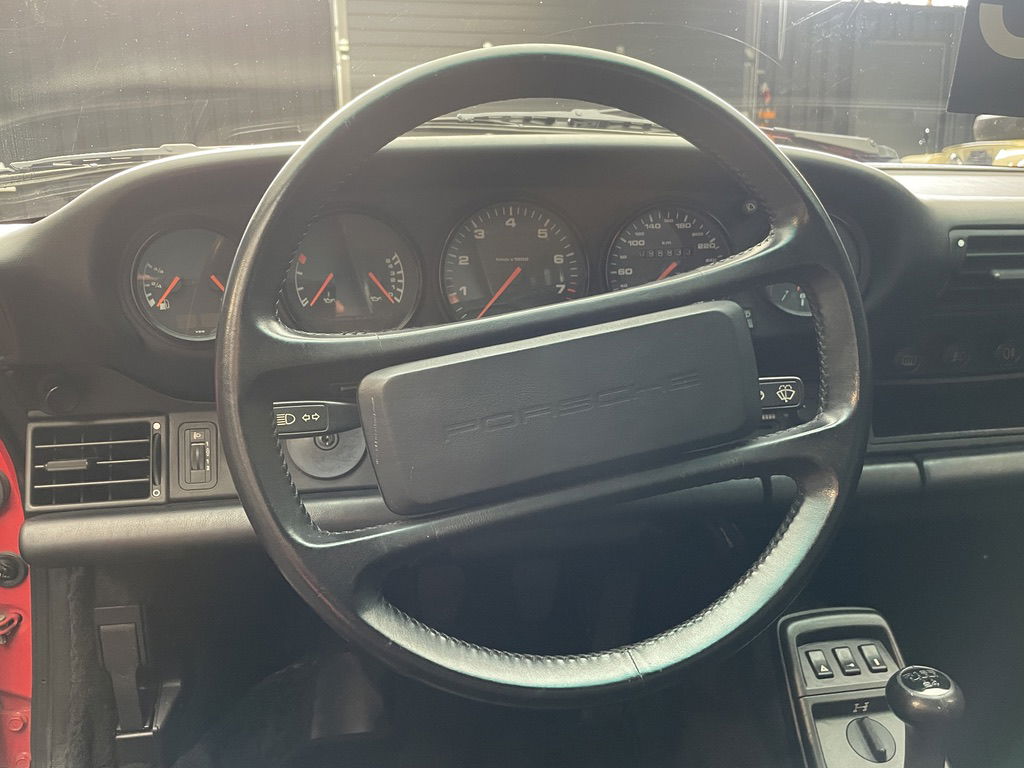 Porsche 964 Carrera 4