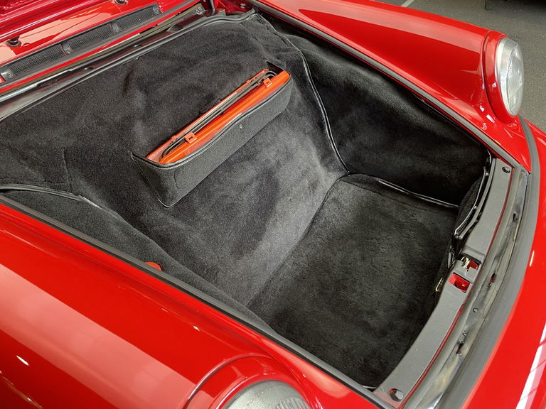 Porsche 964 Carrera 4