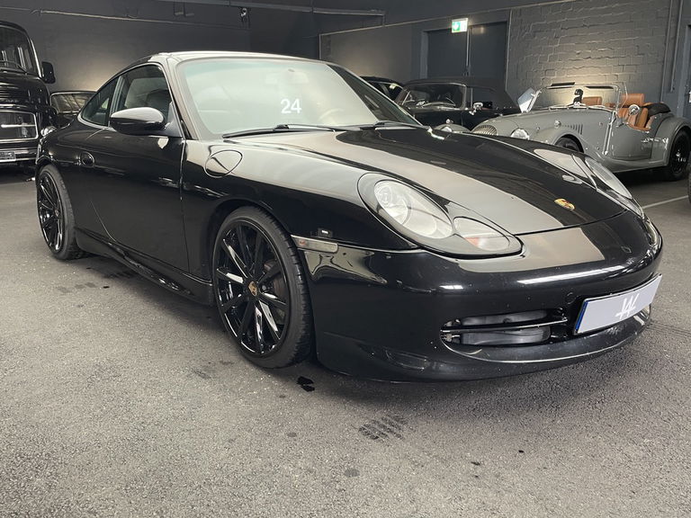 Porsche 996 Carrera