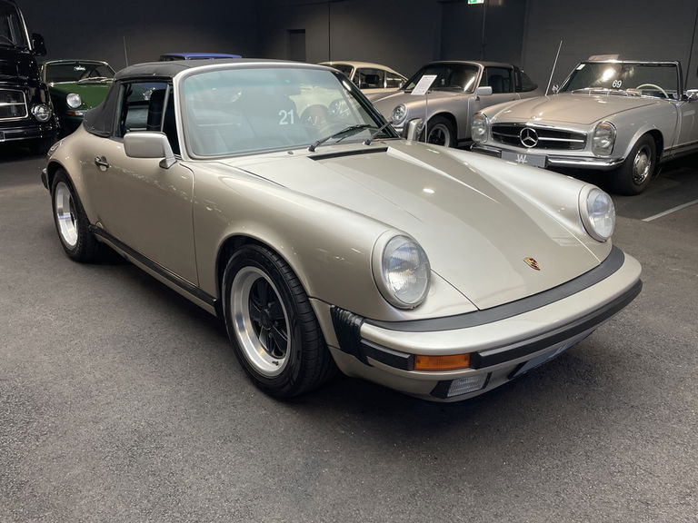 Porsche 911 Carrera 3.2