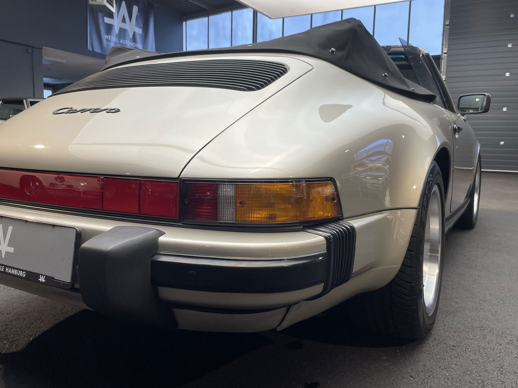 Porsche 911 Carrera 3.2
