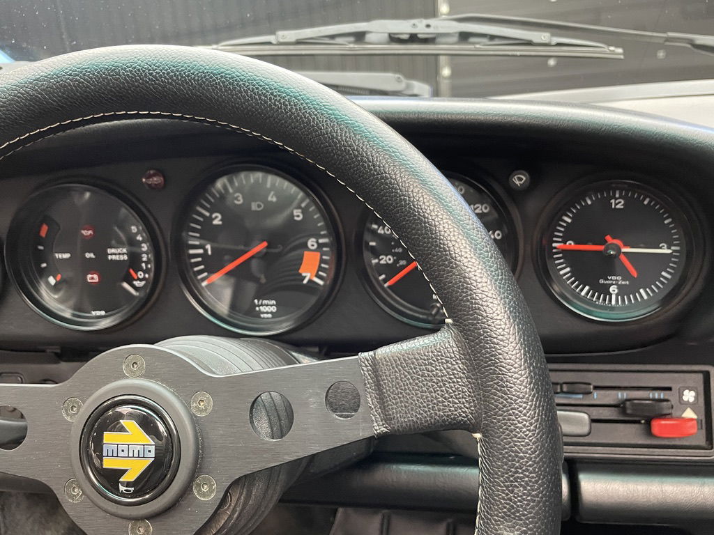 Porsche 911 Carrera 3.2