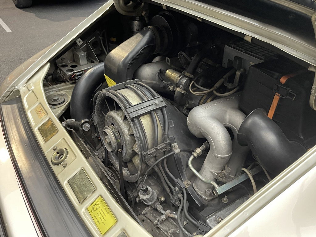 Porsche 911 Carrera 3.2