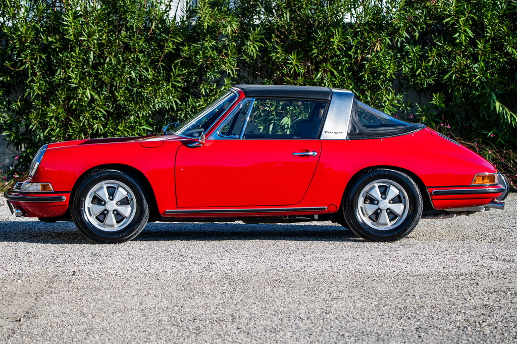 Porsche 911 S (F-Modell)