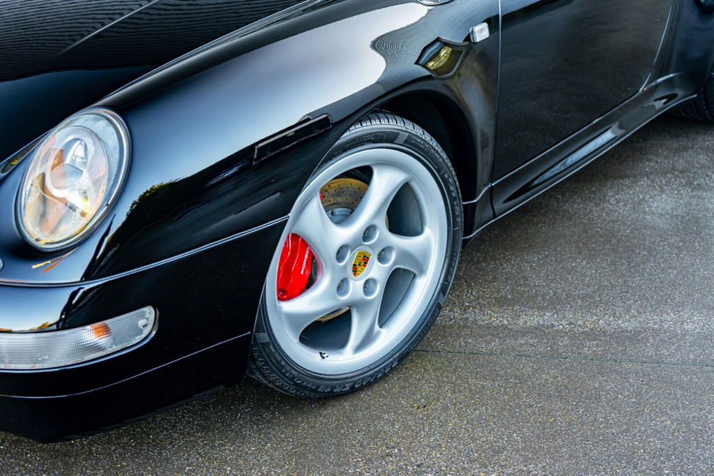 Porsche 993 Carrera 4S