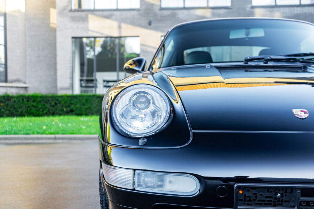 Porsche 993 Carrera 4S