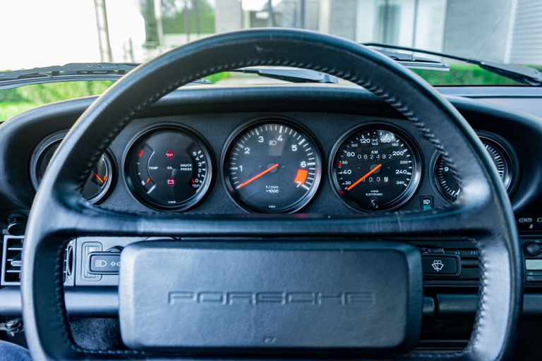 Porsche 911 Carrera 3.2