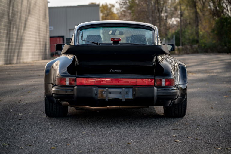Porsche 911 Turbo 3.3