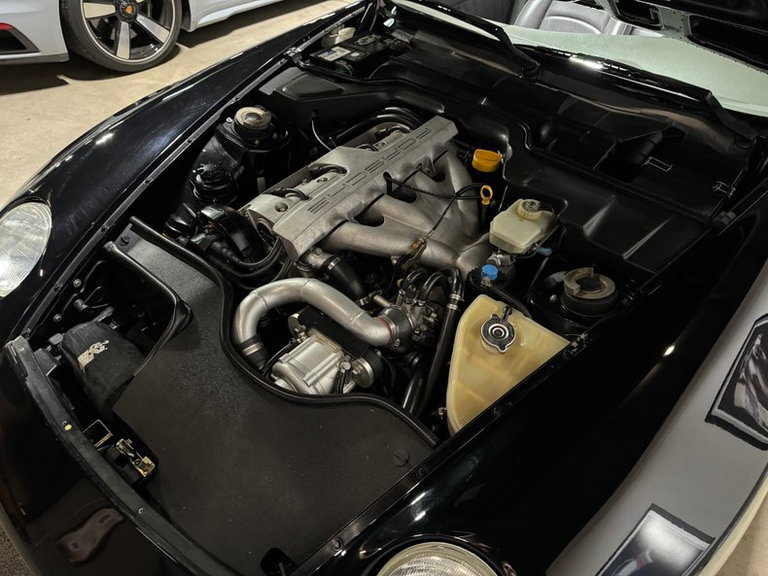 Porsche 968